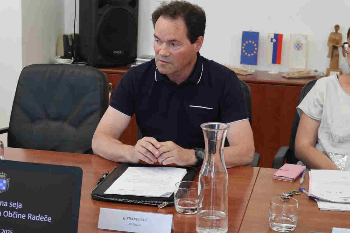 Seja občine Radeče - dr. franci Čeč 